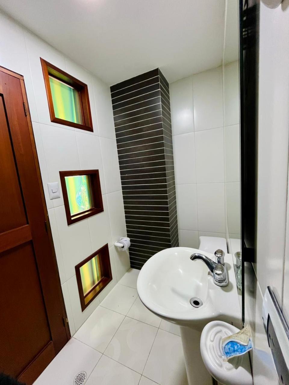 Hotel Torre De Cristal *