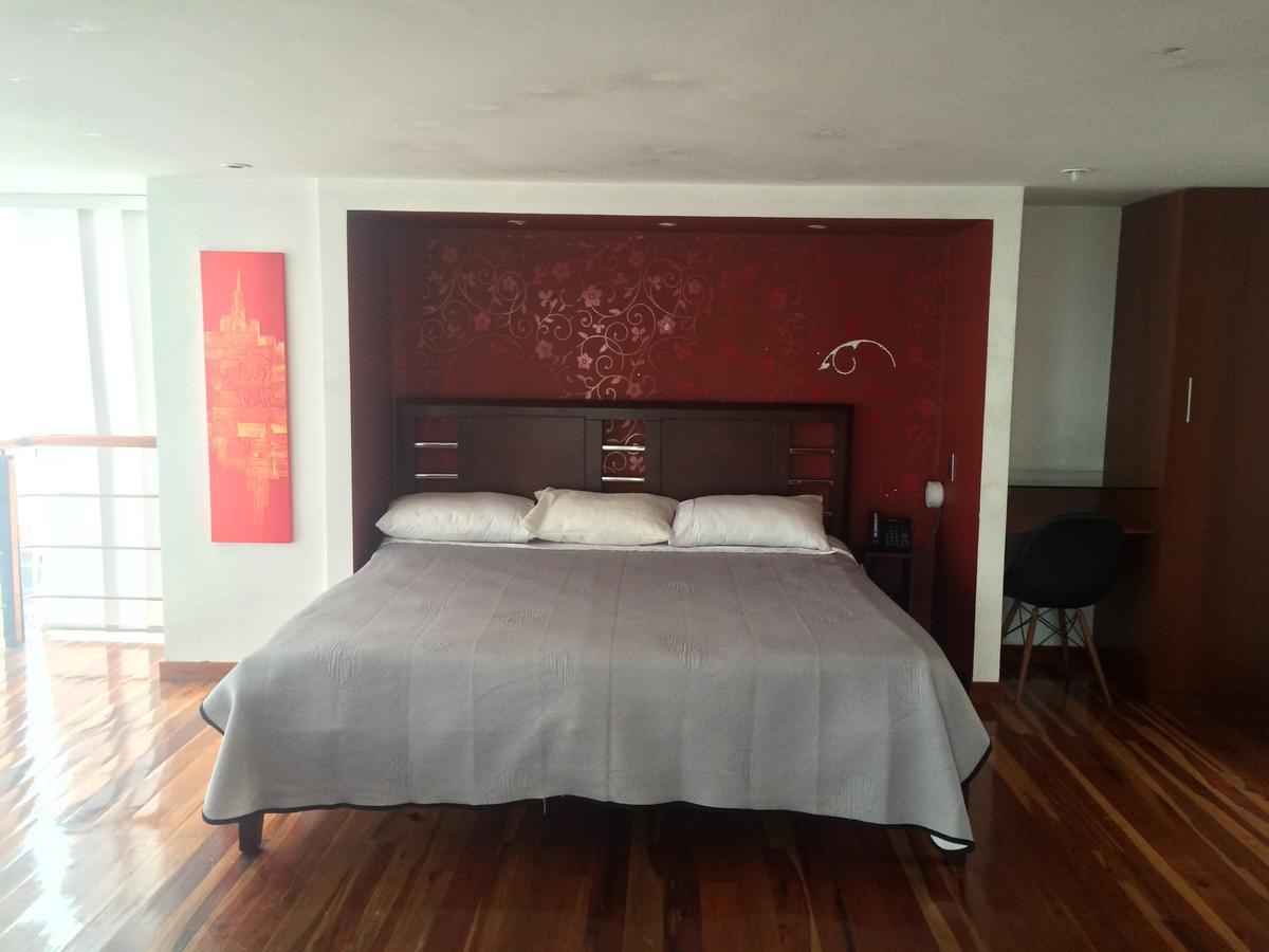 Torre De Cristal Hotel *